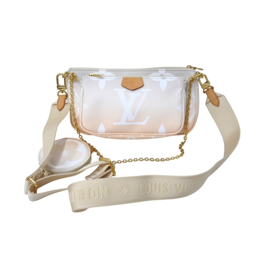 LOUIS VUITTON Multipochette Accessoires Shoulder Bag Monogram Giant
